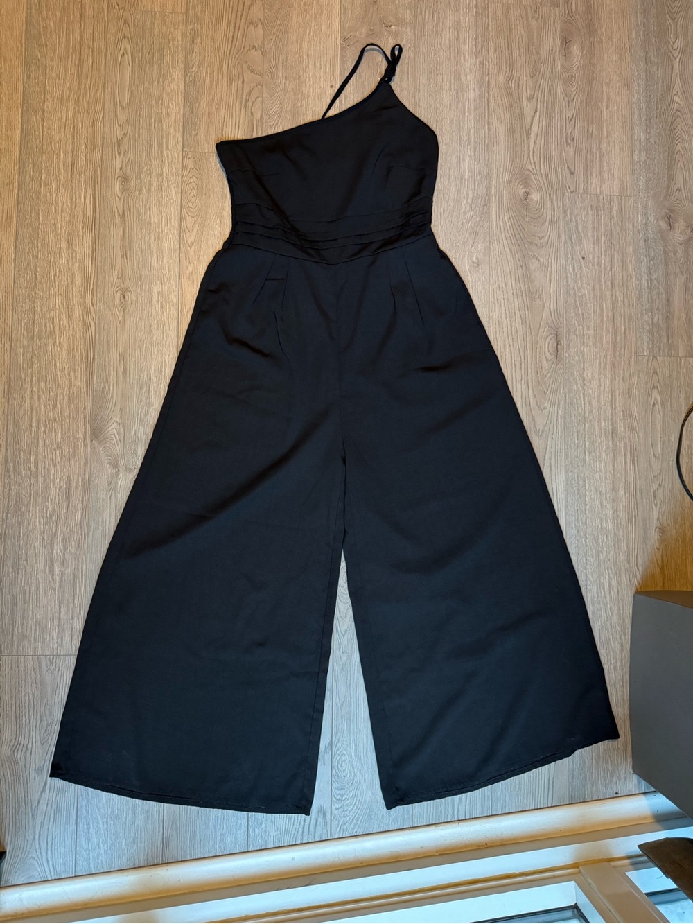 Womens Black One-Shoulder Wide-Leg Jumpsuit